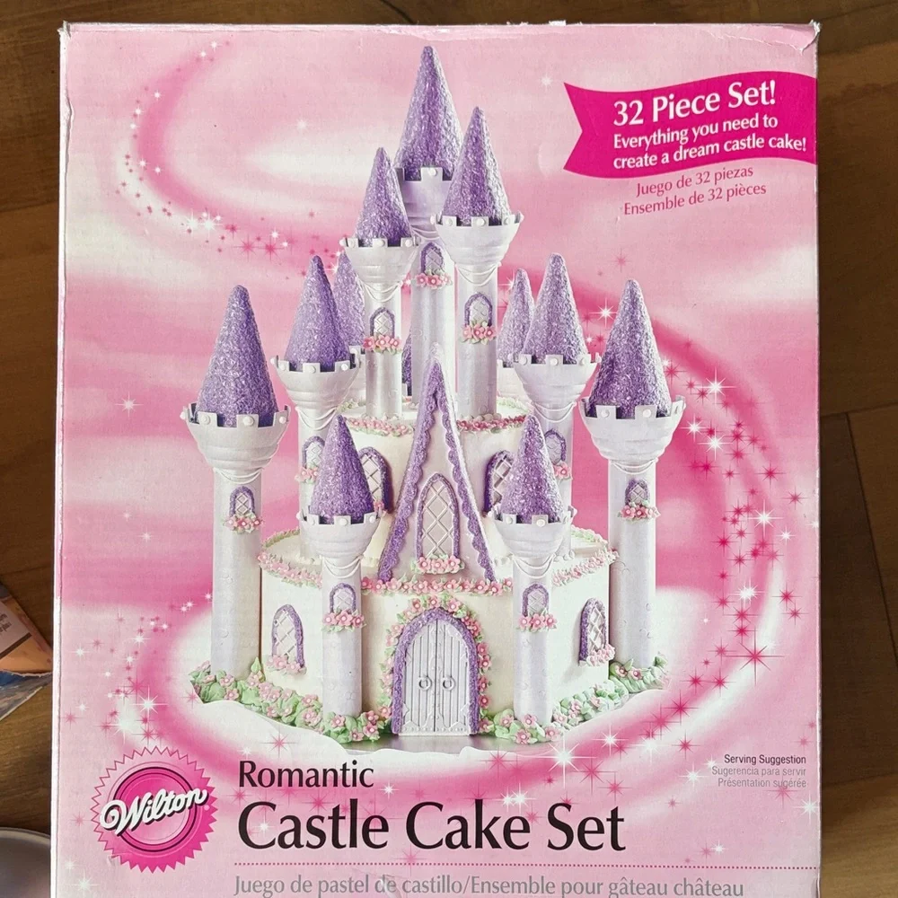 Wilton Romantic Castle Cake Set, Sports Ball & Classic Wonder Mold